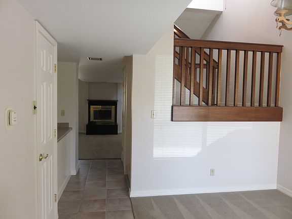 2nd image of 5200 Villa View Dr APT 10B
