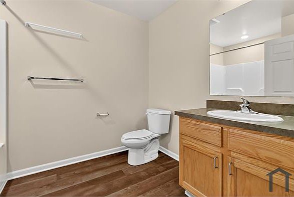 16141 Van Buren St, photo 13