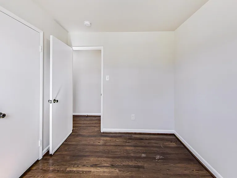 4617 Creek Shore Dr — Photo 20