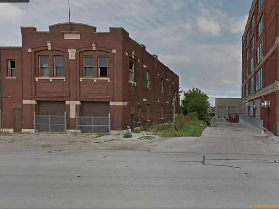 2nd image of 999 N 16th St