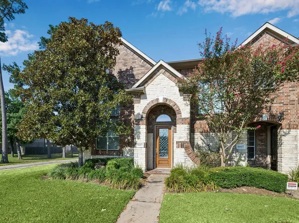 16003 Powder Springs Ln, Houston, TX 77070