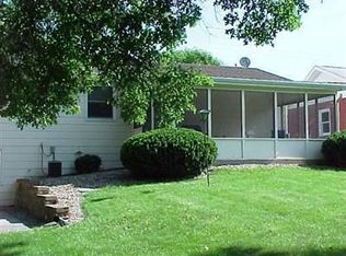 206 Peasley Ave, Oskaloosa, IA 52577