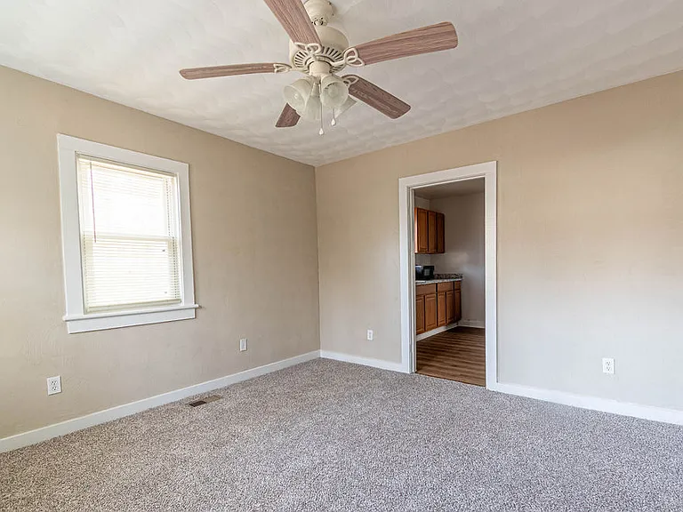 125 Lewis Dr — Photo 6