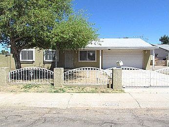 1st image of 4627 N 82nd Ln