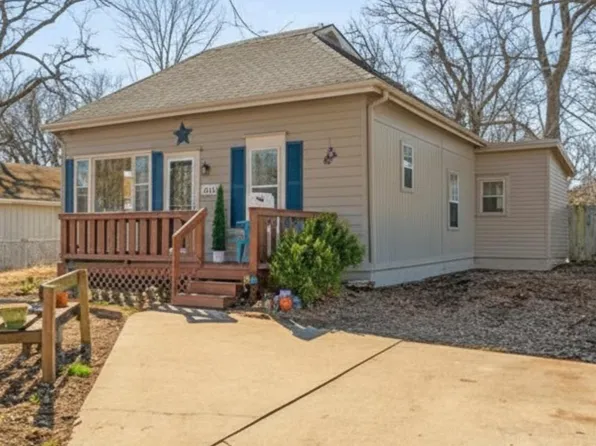 425 Indiana St, Lawrence, KS 66044