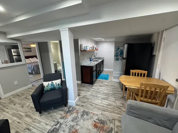 6028 5th Rd N, Arlington, VA 22203