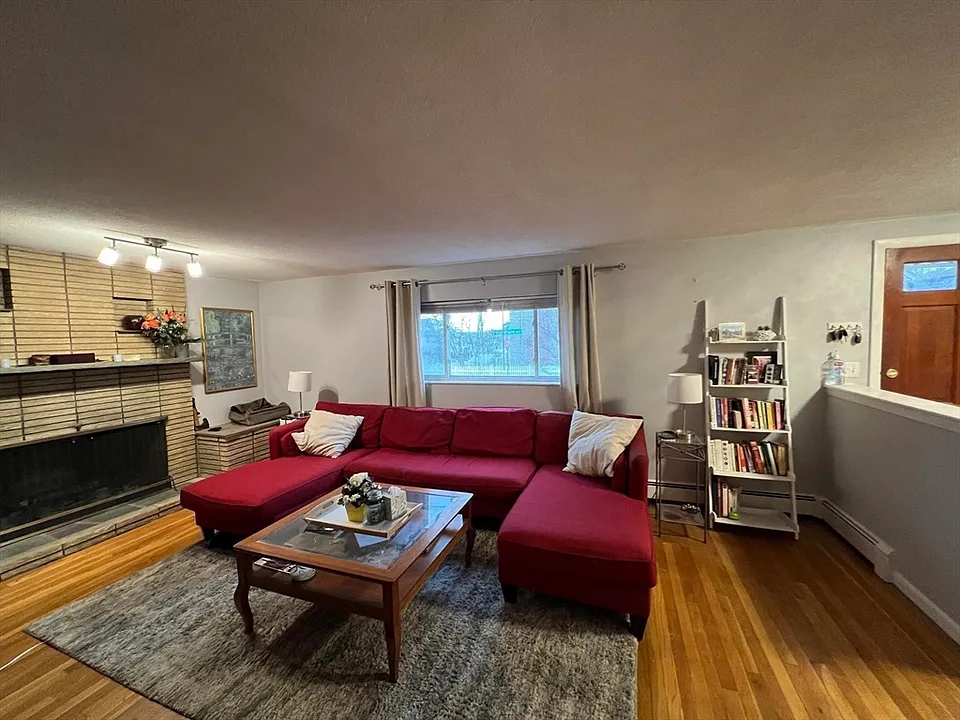 34 Grandview Ave #34