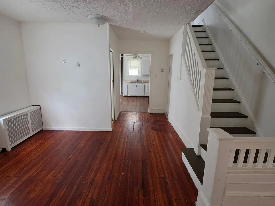 921 Revere Ave