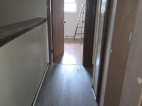 5th image of 8326 W Morgan Ave #8326