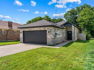 322 E Walnut St, Hillsboro, TX 76645