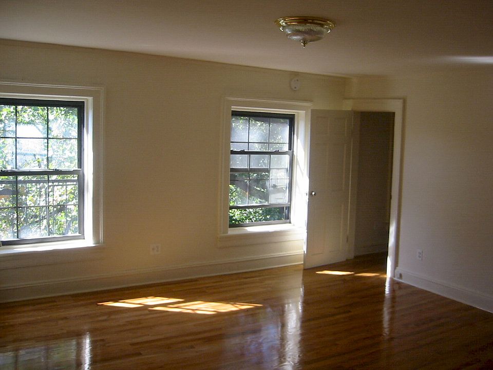1st image of 14 Schermerhorn St #10