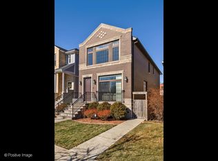 2454 W Berenice Ave, Chicago, IL 60618