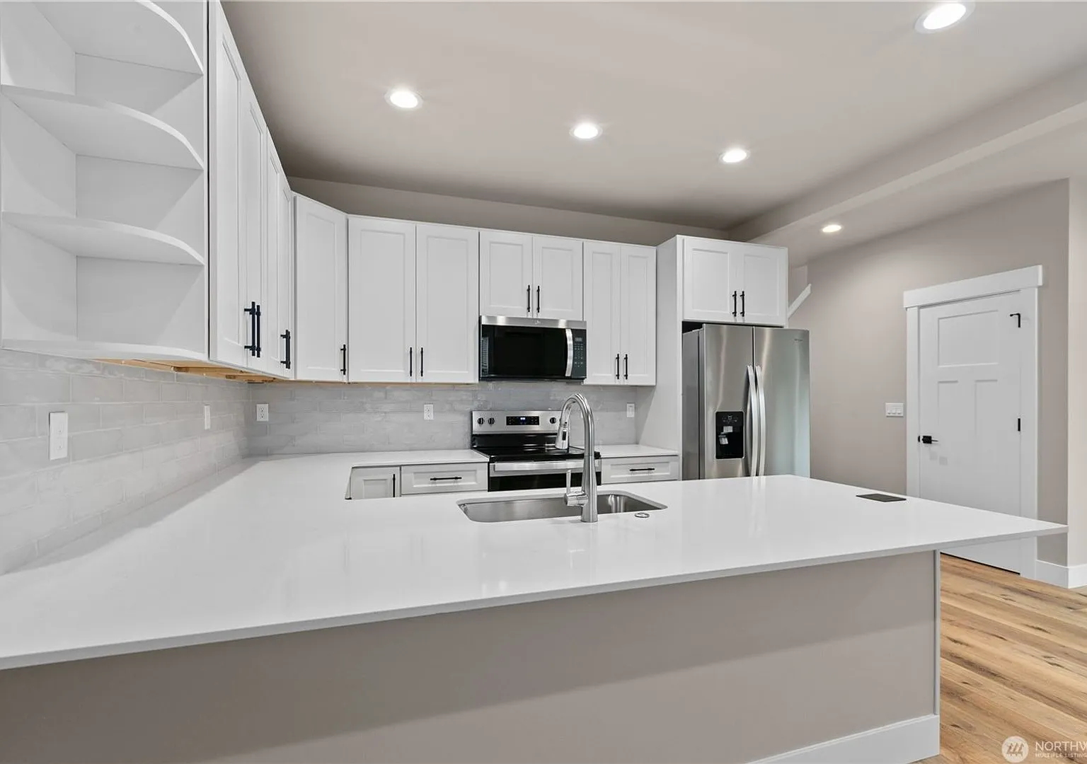 2201 DeJong Drive — Photo 2