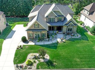 2909 Wynnewood Dr, Greensboro, NC 27408