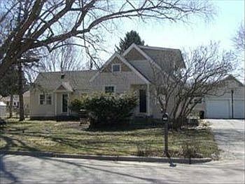 5th image of 3006 E Fairchild St