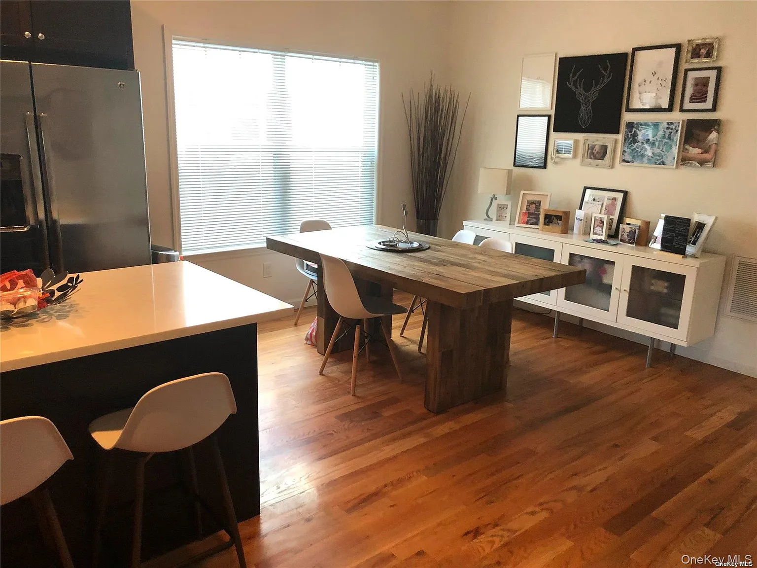 3 bed, 2.5 bath, 1380 sqft, $6,000 — Photo 4