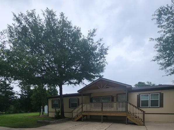 3738 Smetana Rd, Bryan, TX 77807
