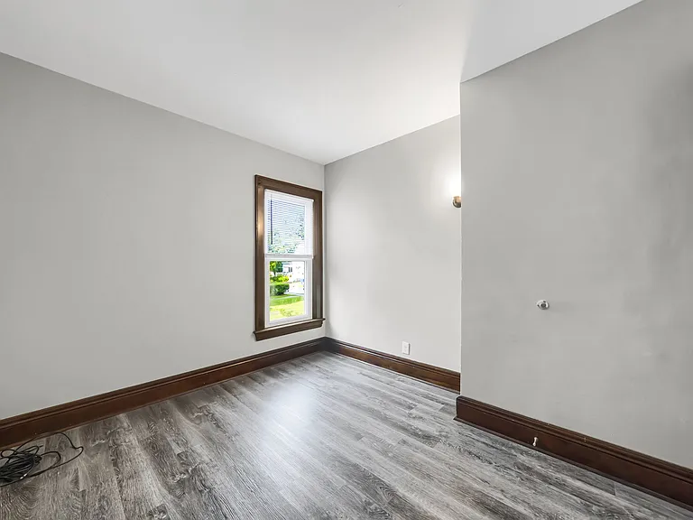 36 Callodine Ave #1 — Photo 6
