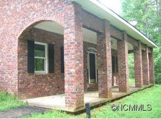 1170 Terrys Gap Rd, Hendersonville, NC 28792