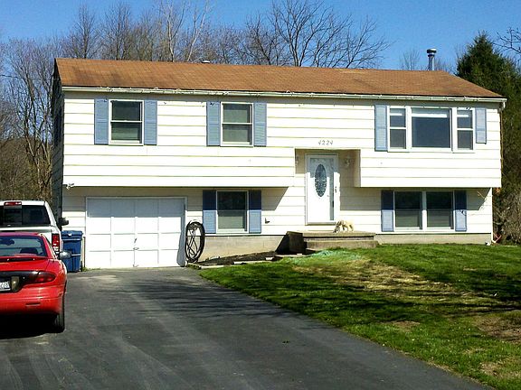 2nd image of 4224 Heather Drive Spur