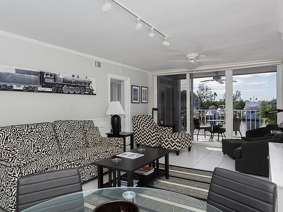 5th image of 2115 Windward Way APT 204