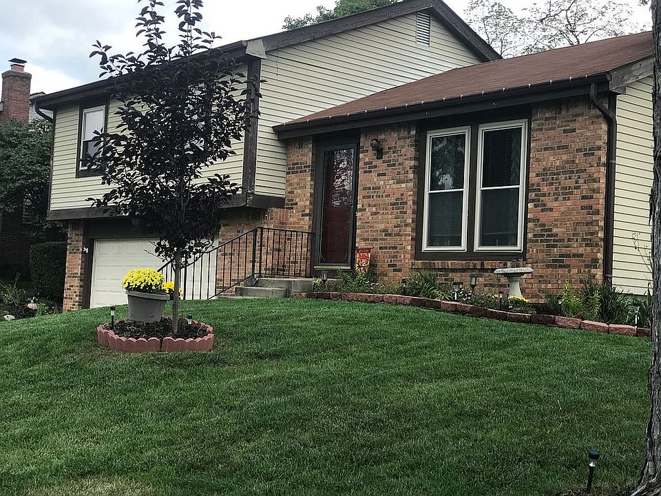 1st image of 572 Saddletree Dr