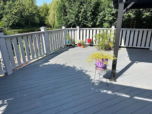 992 White Pine Dr — Photo 6