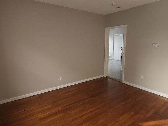 4th image of 143 Enfield St #C3