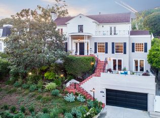 2501 Nottingham Ave, Los Angeles, CA 90027