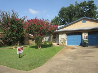 912 Meadowbrook Dr, Grapevine, TX 76051