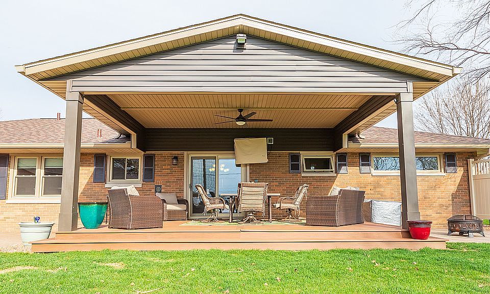 Entertaining area 