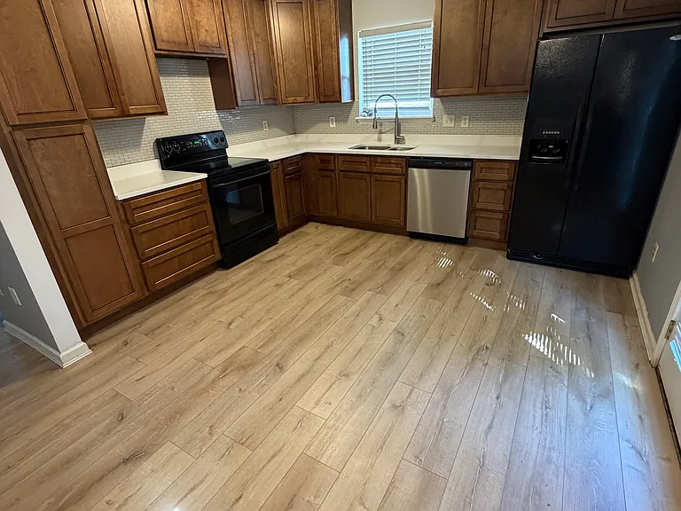 2705 Trailwood Ln — Photo 6
