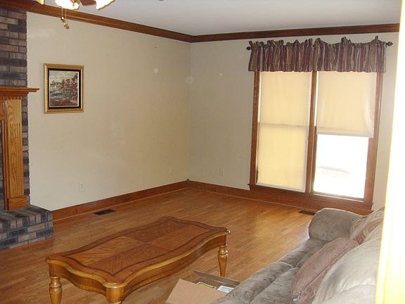 4th image of 110 Hill Haven Pl