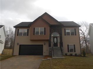 228 Fox Xing #228, Clarksville, TN 37040