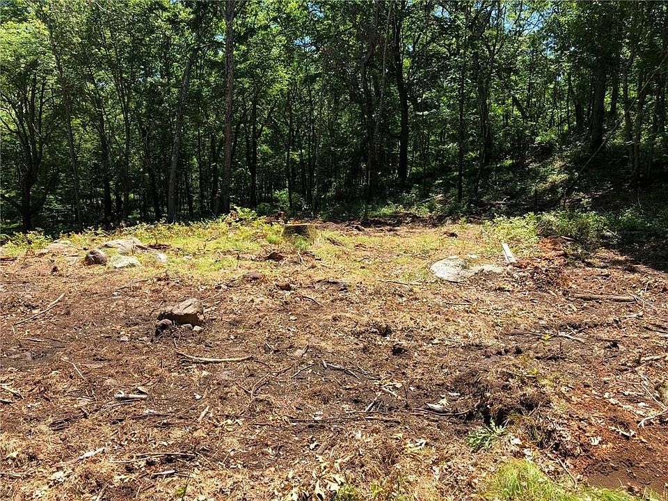 2nd image of 1520 Shermantown Rd