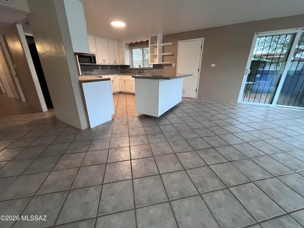 5308 E 2nd St, Tucson, AZ 85711