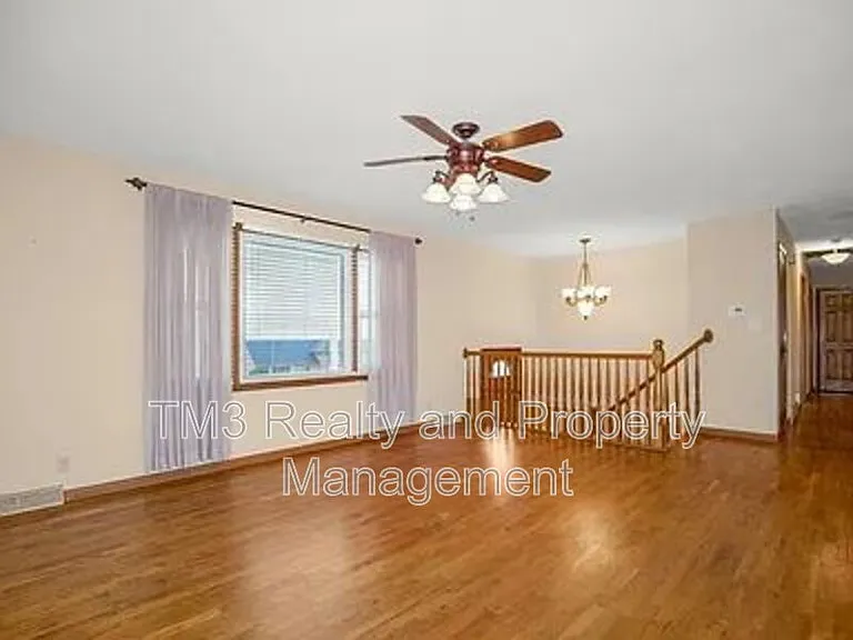 506 S 17th St — Photo 3