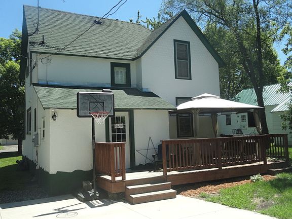 2nd image of 335 10th St SW