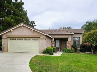 821 Atlantic Cir, Corona, CA 92882