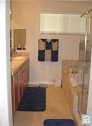3rd image of 13438 Roselle Ave