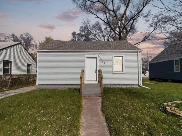 1083 Colfax St, Gary, IN 46406