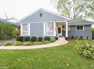817 Clover Ct, Glenview, IL 60025
