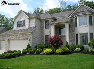 20630 Pembrooke Oval, Strongsville, OH 44149