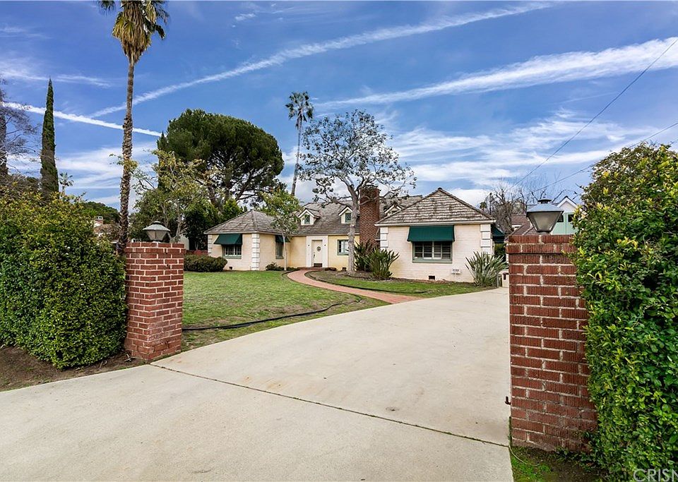 1st image of 6304 Allott Ave