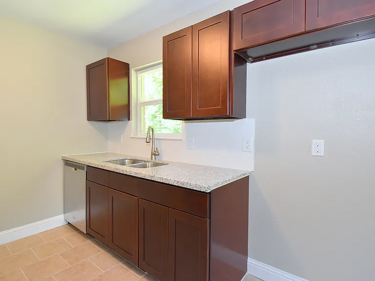 3615 Willie Way — Photo 11