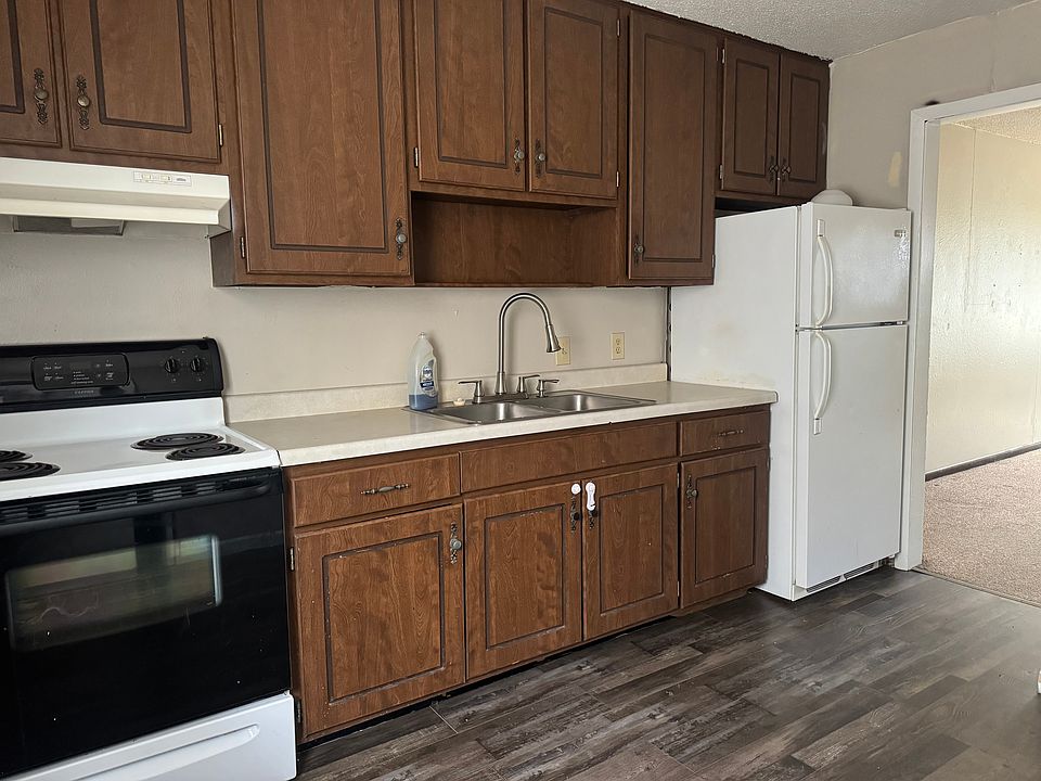1st image of 11551 W Cypress Dr #1