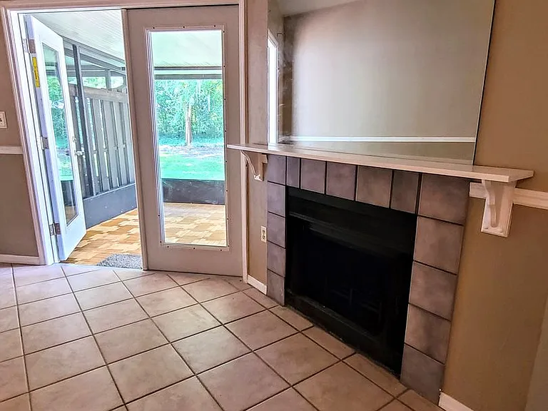 3524 NW 37th Ave — Photo 15
