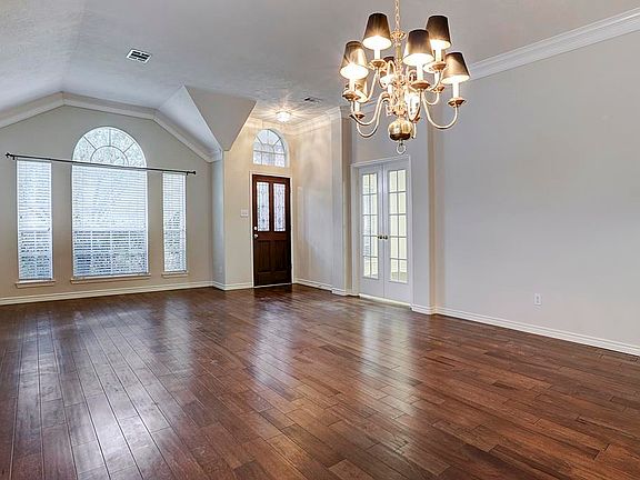 5th image of 11910 Laurel Meadow Dr