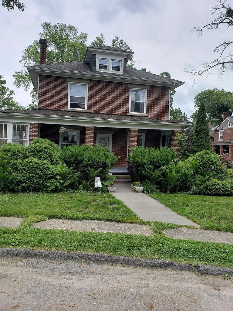 221 College Ave, Princeton, WV 24740 Zillow