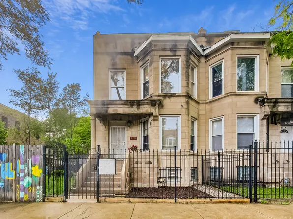 2716 W Lexington St, Chicago, IL 60612